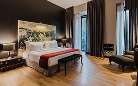 138 Liberdade Hotel  5*